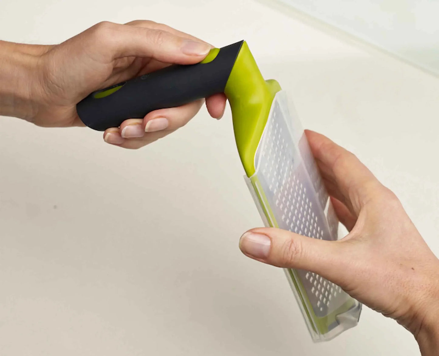Joseph & Joseph Twist Grater™