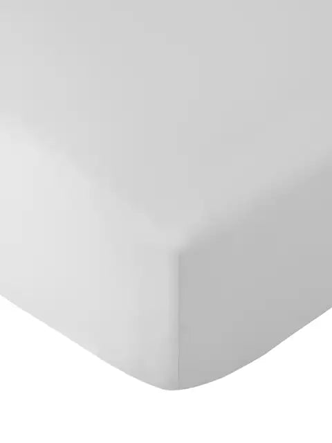 Catherine Lansfield So Soft Non-Iron Fitted Sheet in White