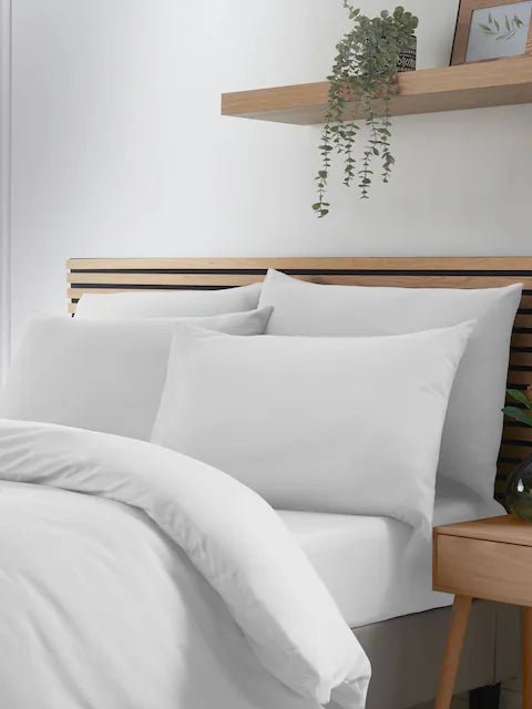 Catherine Lansfield So Soft Non-Iron Duvet Set in White