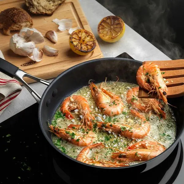 Stellar Flow 5 Piece Draining Saucepan Set