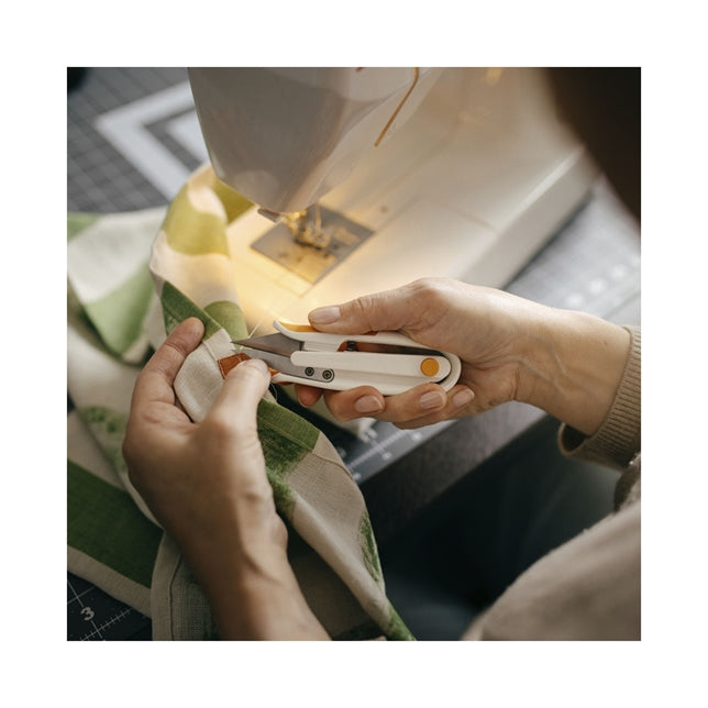 Fiskars Softgrip thread snips