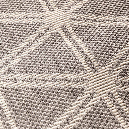 Indoor Outdoor Silver and White Geometric Design Rug