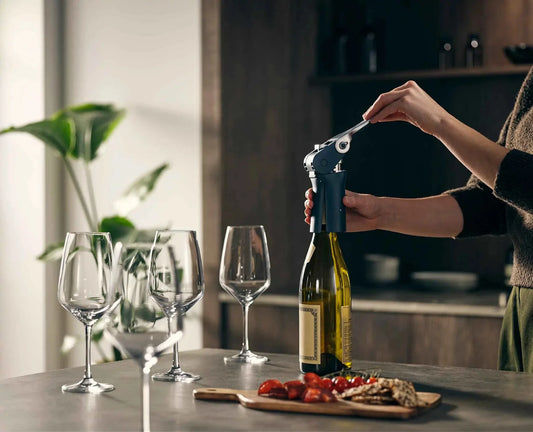 Joseph & Joseph BarWise™ Compact Lever Corkscrew