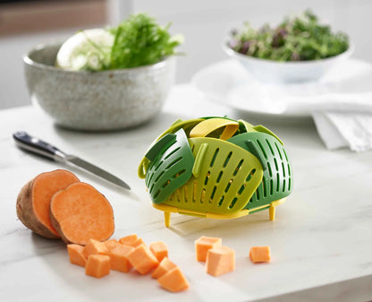 Joseph & Joseph Bloom™ Green Folding Steamer Basket