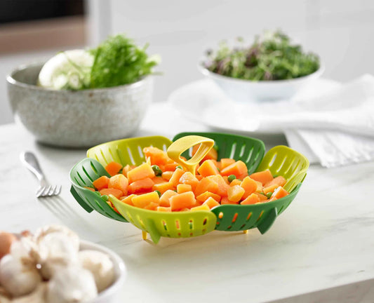 Joseph & Joseph Bloom™ Green Folding Steamer Basket