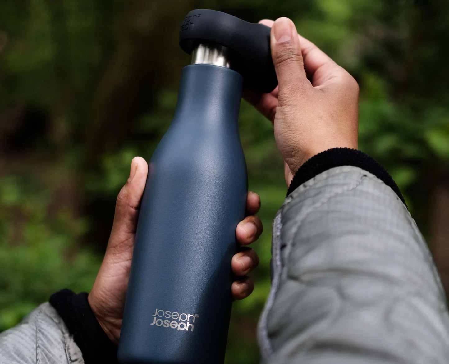 Joseph & Joseph Loop™ 500ml Stainless-steel Blue Vacuum Insulated Water Bottle