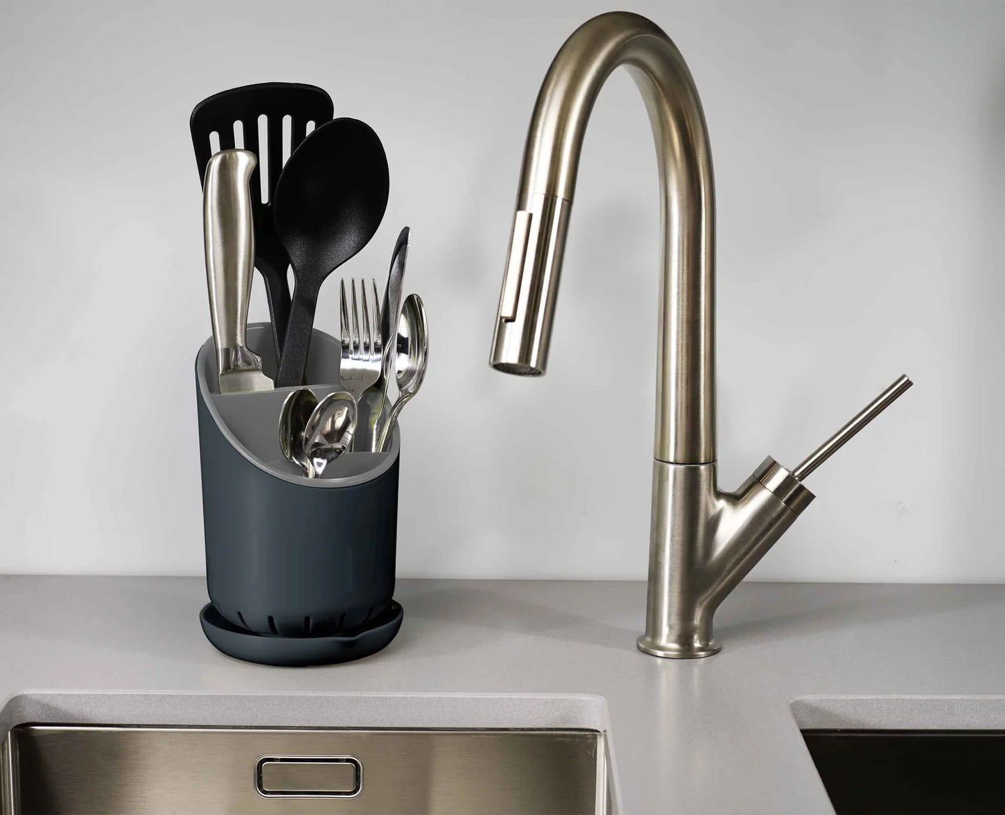 Joseph & Joseph Dock™ Grey Cutlery Drainer