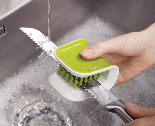 Joseph & Joseph BladeBrush™ Green Knife & Cutlery Cleaning Brush