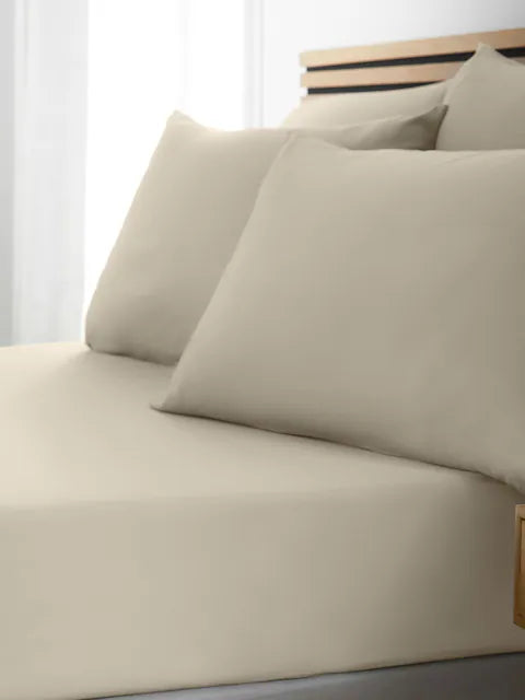 Catherine Lansfield So Soft Non-Iron Fitted Sheet in Natural