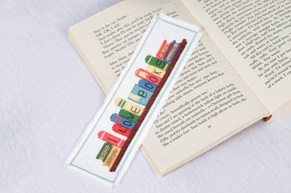 Groves Counted Cross Stitch Kit: Bookmark: I Love Books