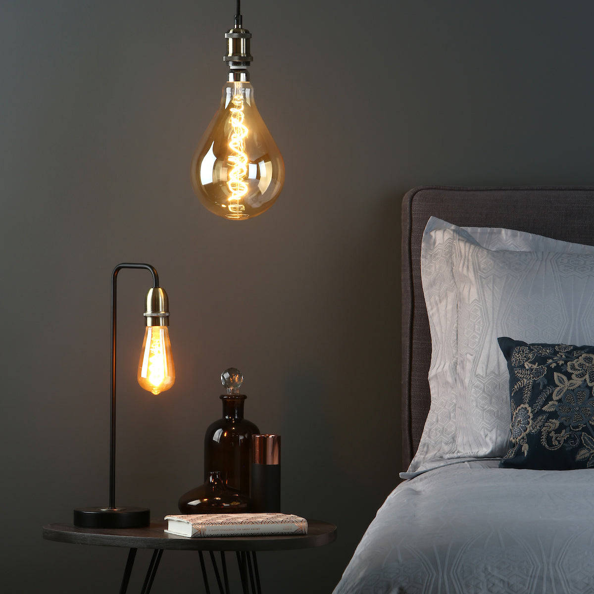 Dar Kiefer Table Lamp Black & Antique Brass