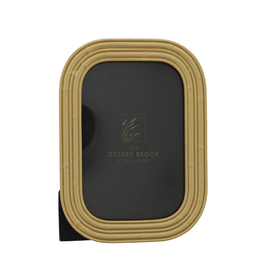 Otters Brook Gold Effect Rounded Bamboo Frame (18cm x 13cm)