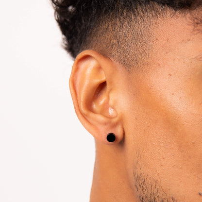 Fred Bennett Plain Black Round Stud Earrings in Black