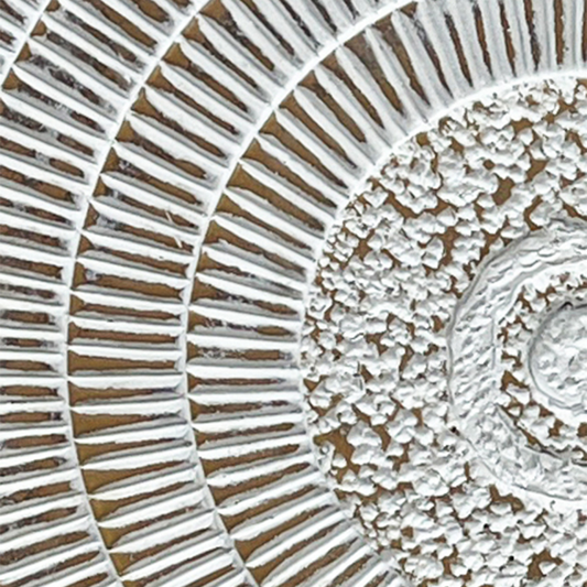 White with Brown Radial Lines Polyresin Décor